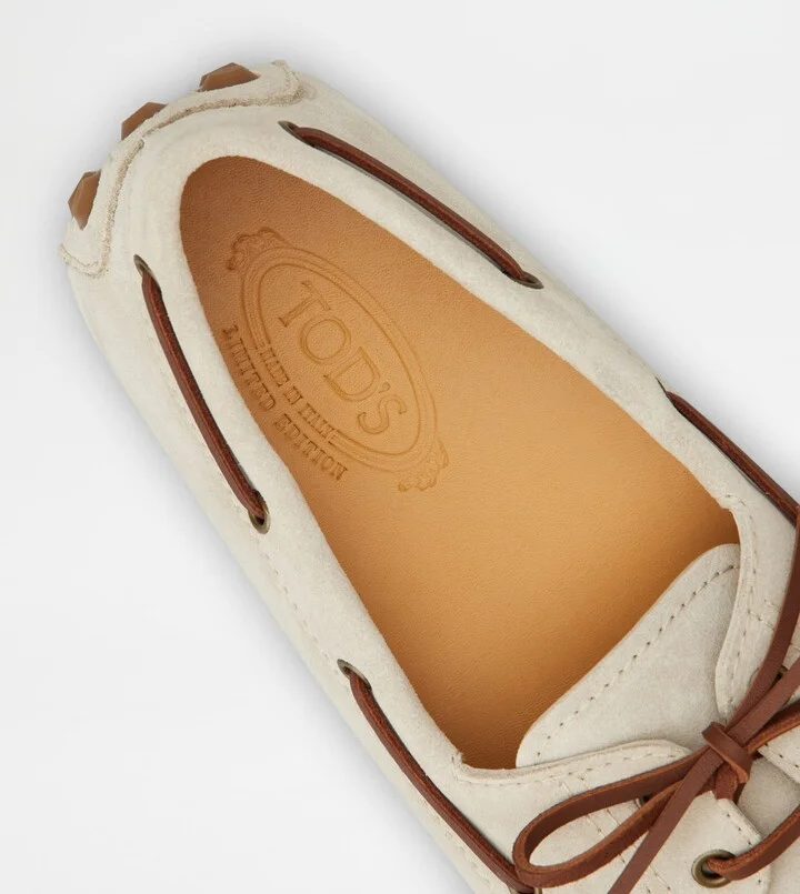 Boat Gommino Bubble in Suede - Image 6