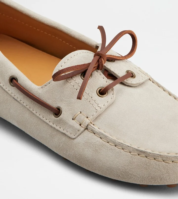 Boat Gommino Bubble in Suede - Image 7
