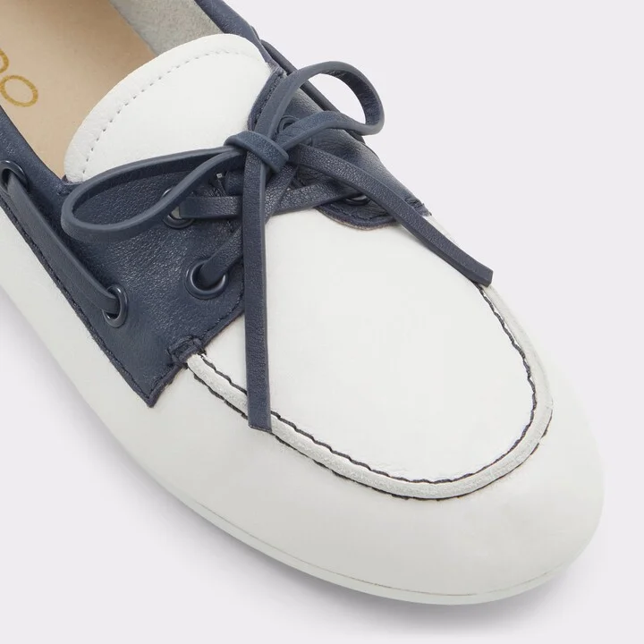 Boat shoe - Image 5