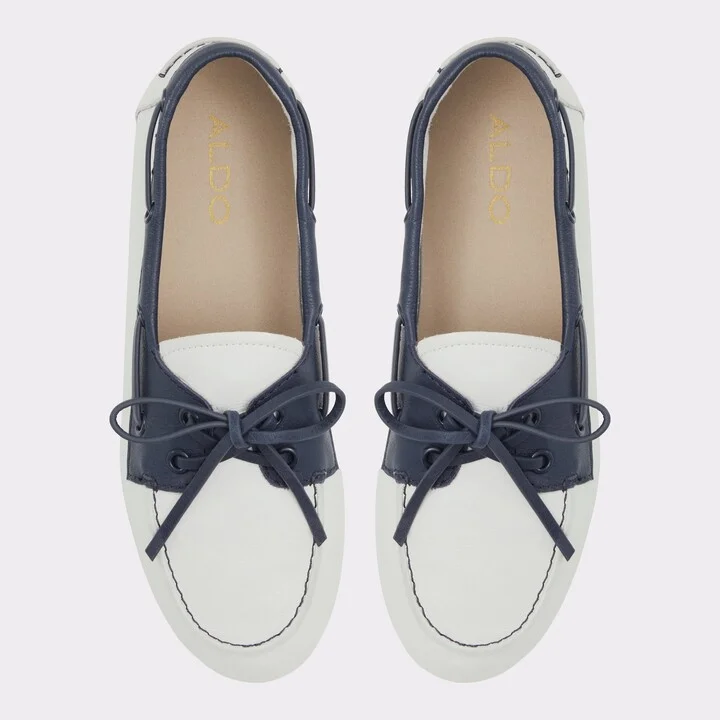 Boat shoe - Image 6