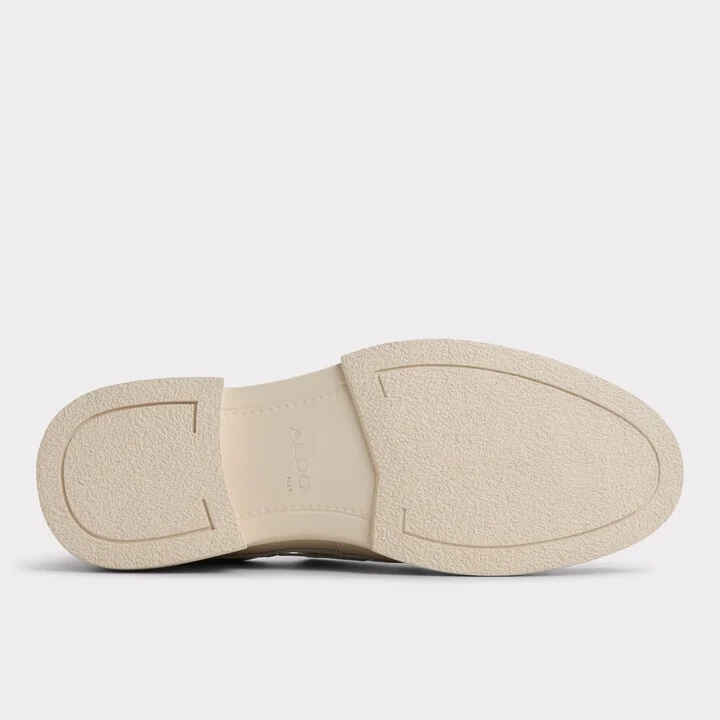 Boat shoe - Image 7