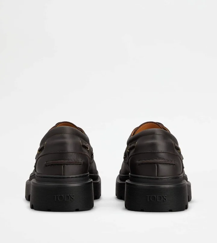 Boat Shoes in Leather - Image 3