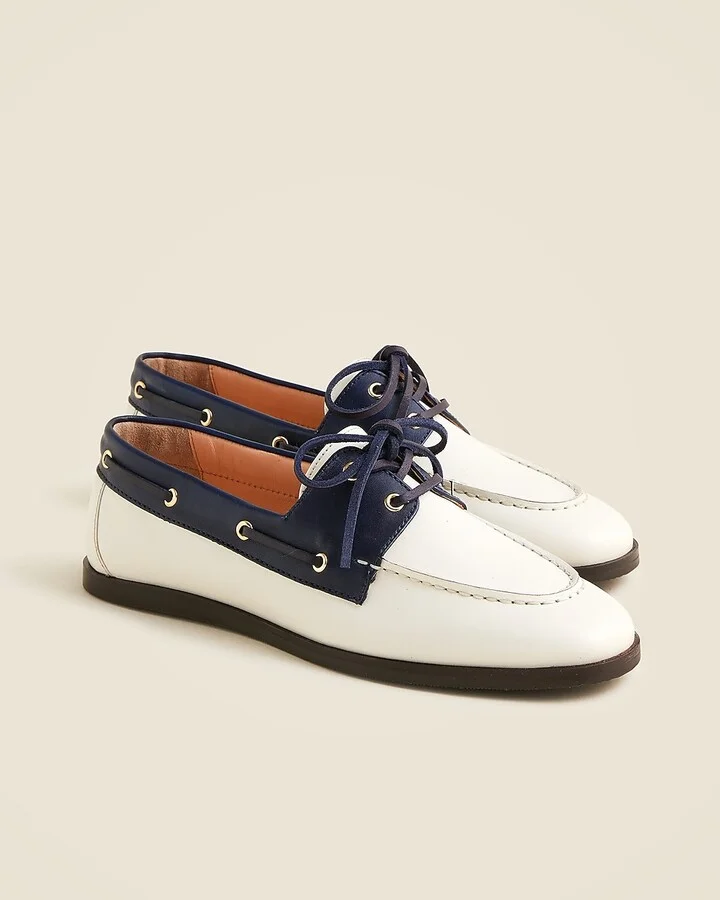 Boat shoes in leather