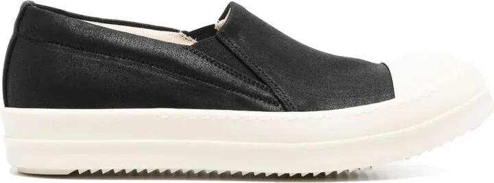 Boat sneakers