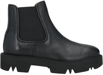Boemos Woman Ankle boots