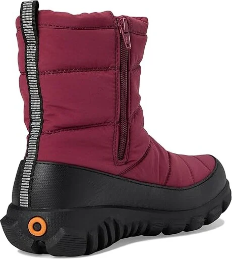 Bogs Cedar Quilt Women's Snow Shoes Garnet : 6 M, Rubber - Image 4