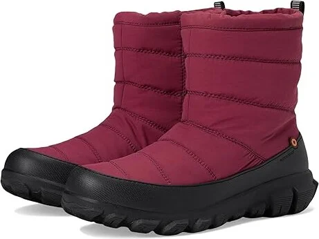Bogs Cedar Quilt Women's Snow Shoes Garnet : 6 M, Rubber