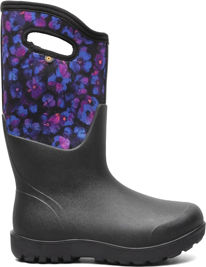 BOGS Women's Neo-Classic Petals Snow Boot