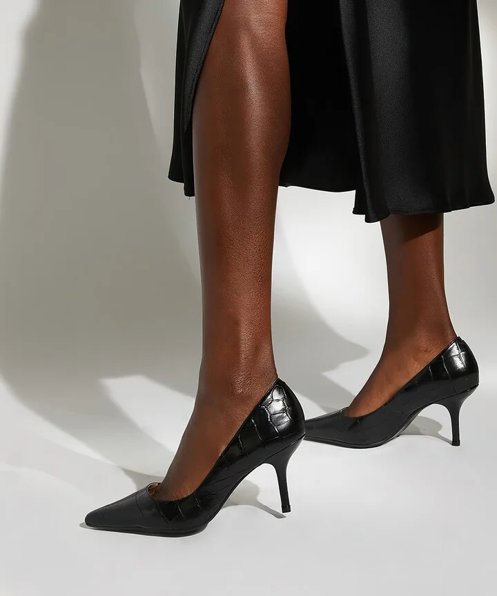 Bold Croc Embossed Pointed Toe Pump - Image 7