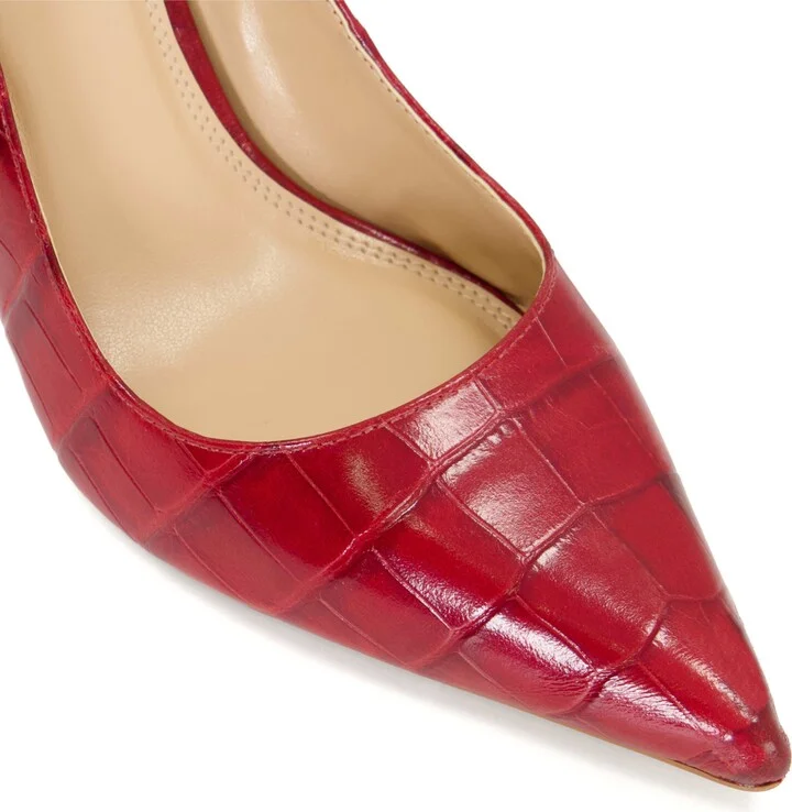 Bold Pointed Toe Pump - Image 11