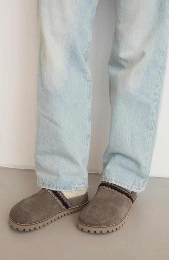 Bolinas Lug Sole Clog - Image 2