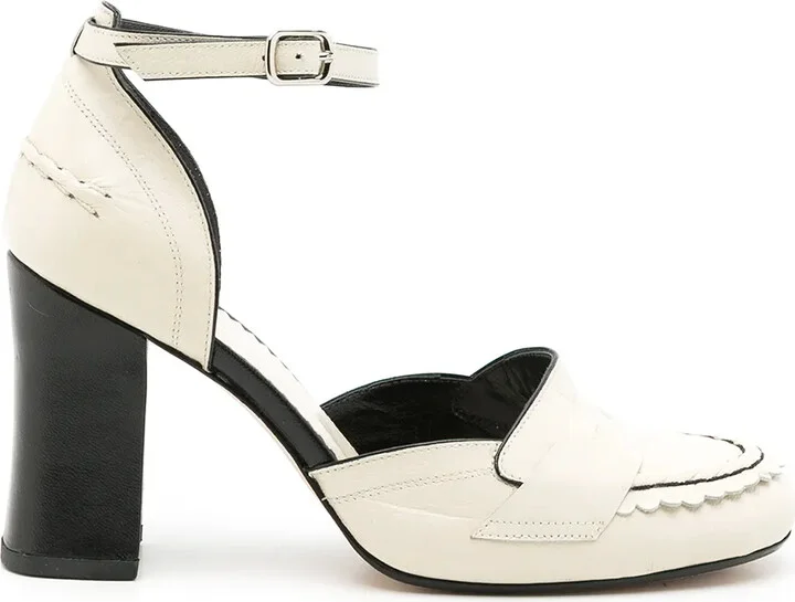 Boneca Negresco pumps