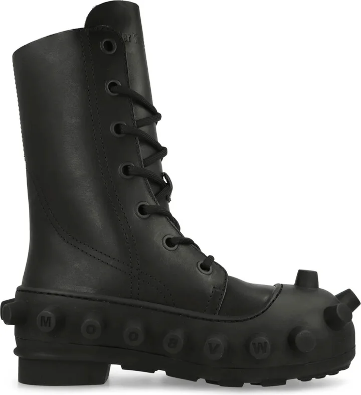 Boom boots