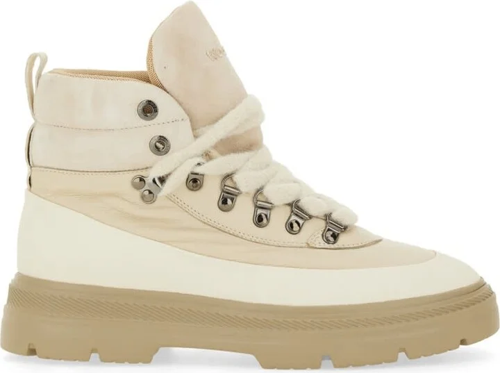 Boot hiking