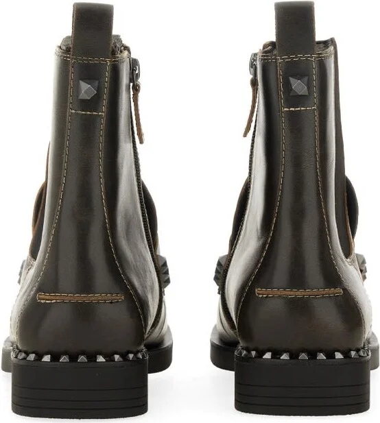 Boot Wings Studs - Image 3