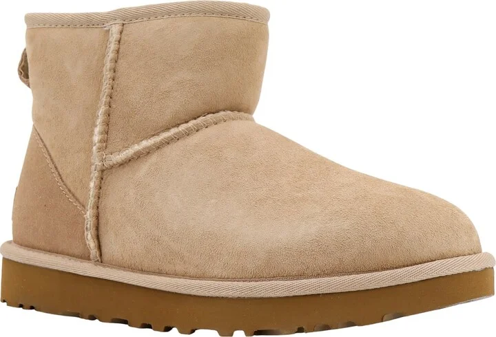 Boots - Image 2