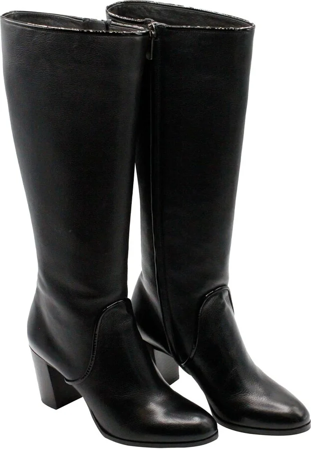 Boots - Image 2