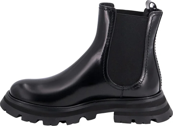 Boots - Image 2