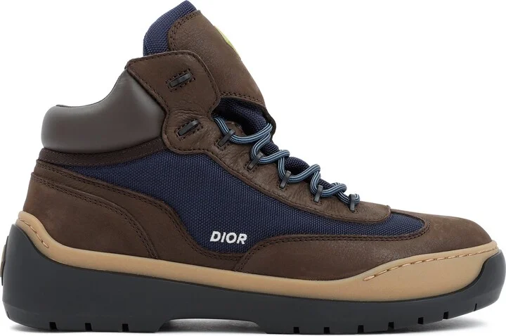 Boots Brown