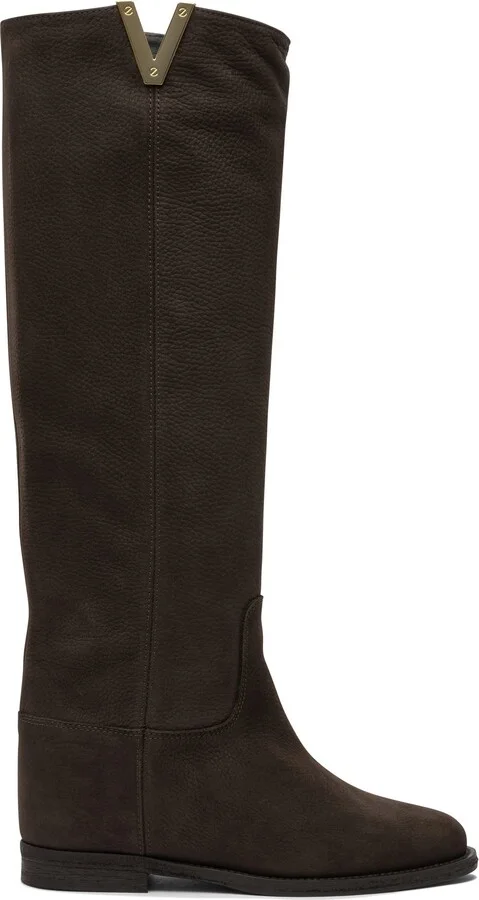 Boots Brown