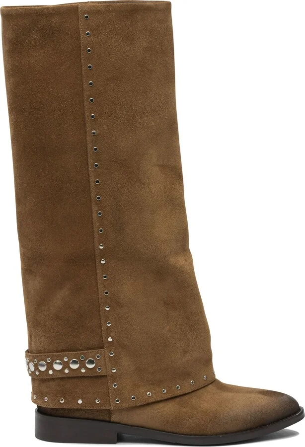 Boots Brown