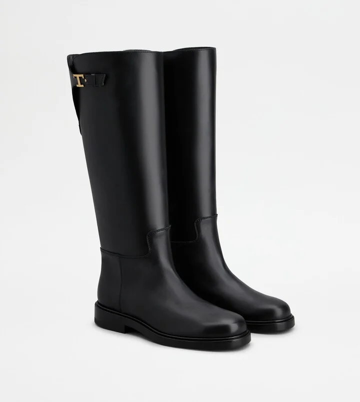 Boots in Leather - Image 2