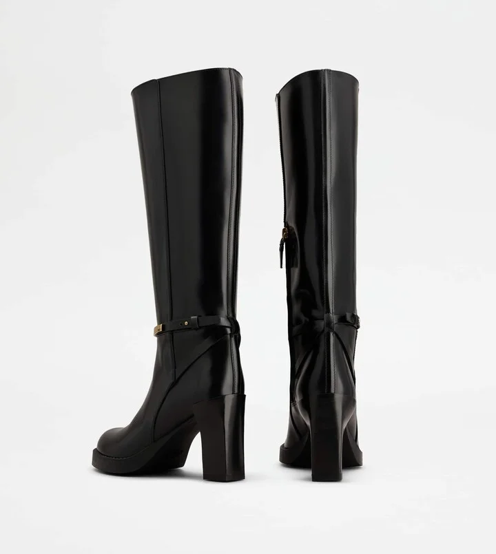 Boots in Leather - Image 3