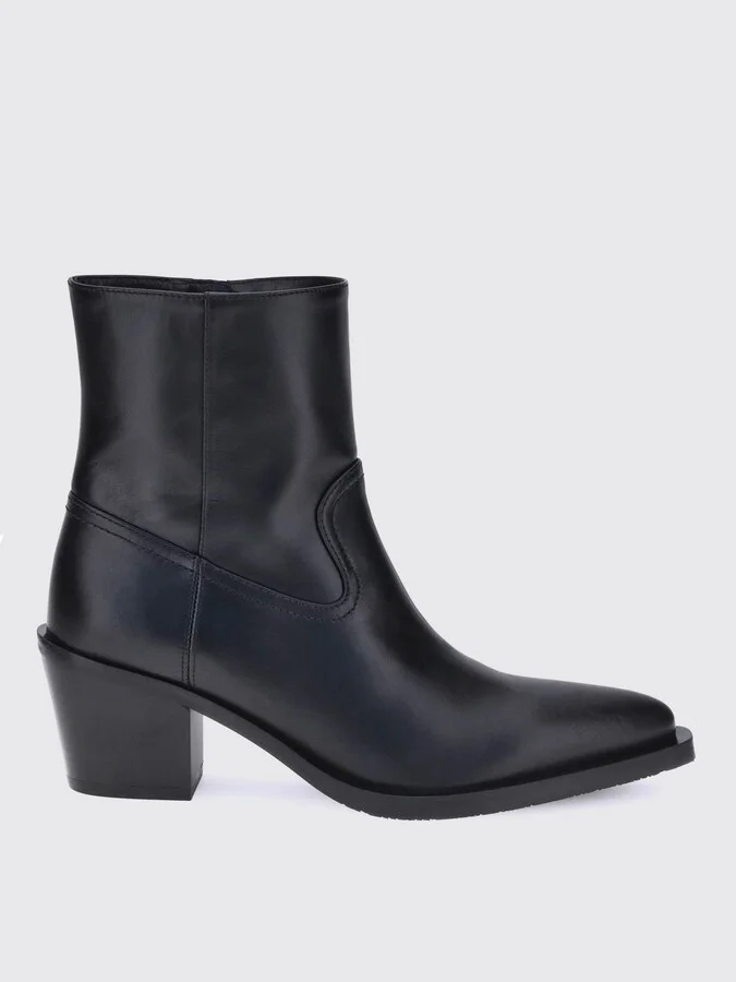 Boots STUART WEITZMAN Woman color Black
