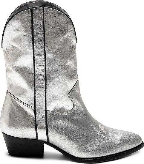Borderline Western Boot