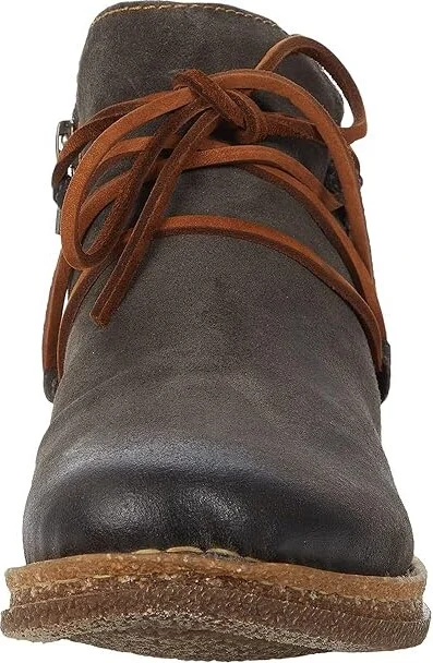 Born Calyn Women's Shoes Dark Grey Distressed : 6.5 M (B), Suede - Image 5
