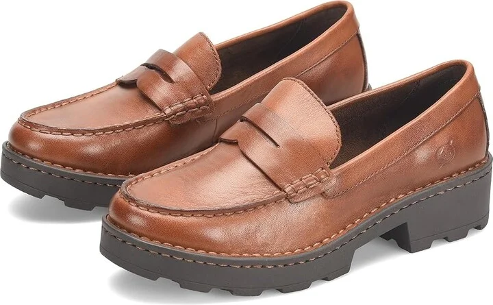 Born Carrera Women's Shoes Brown : 6 M (B), Suede