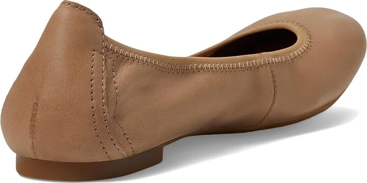 Born Julianne Women's Flat Shoes Noche (Tan) : 6 M (B), Leather - Image 5