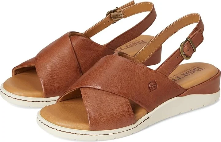 Born Mia Women's Sandals Brown Luggage : 6 M (B), Leather
