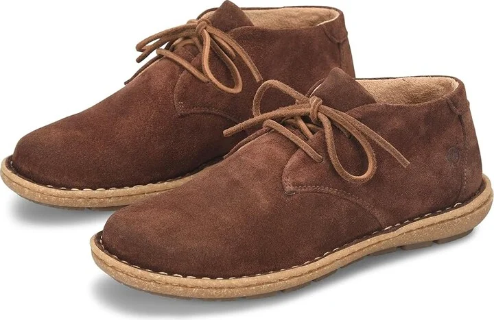 Born Nuala II Women's Flat Shoes Dark Brown (Brunette) : 6 M (B), Suede