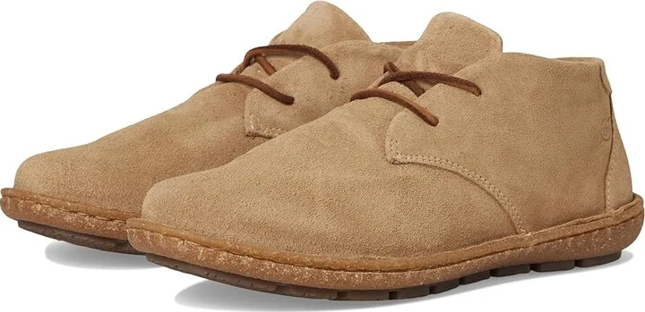 Born Nuala II Women's Flat Shoes Natural (Dijon) : 6 M (B), Suede