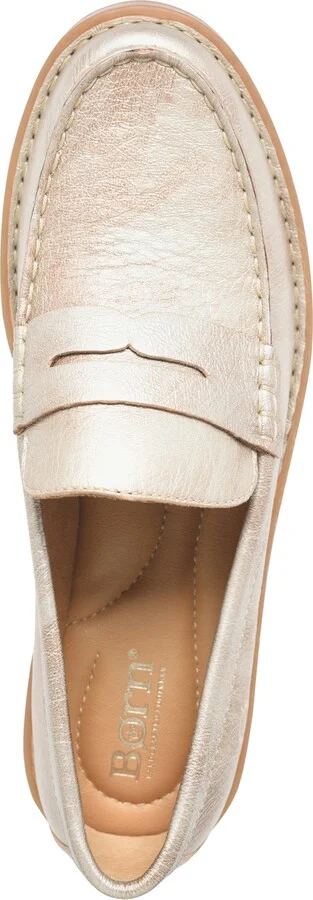 Born Women's Carrera Round Toe Loafer - Image 4
