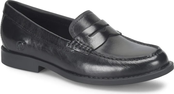Born Women's Macie Round Toe Loafer