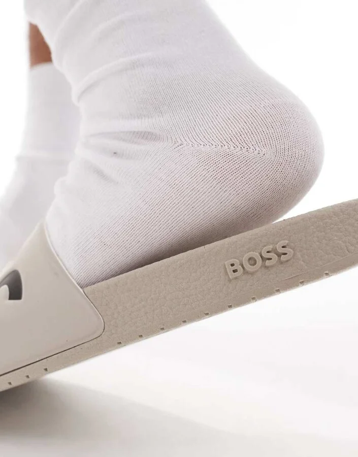 BOSS Aryeh logo pool slides in white/black - Image 4