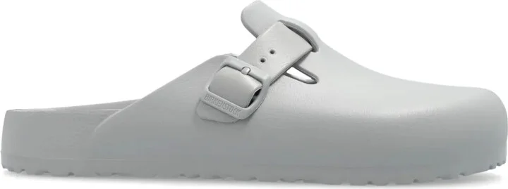 Boston round-toe clogs