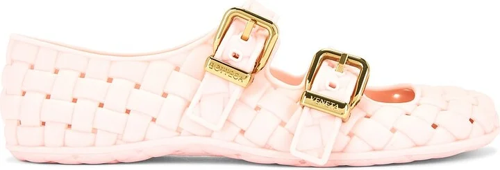 Bottega Veneta Amy Flat in Rose