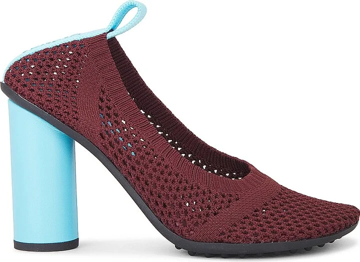 Bottega Veneta Atomic Pump in Navy