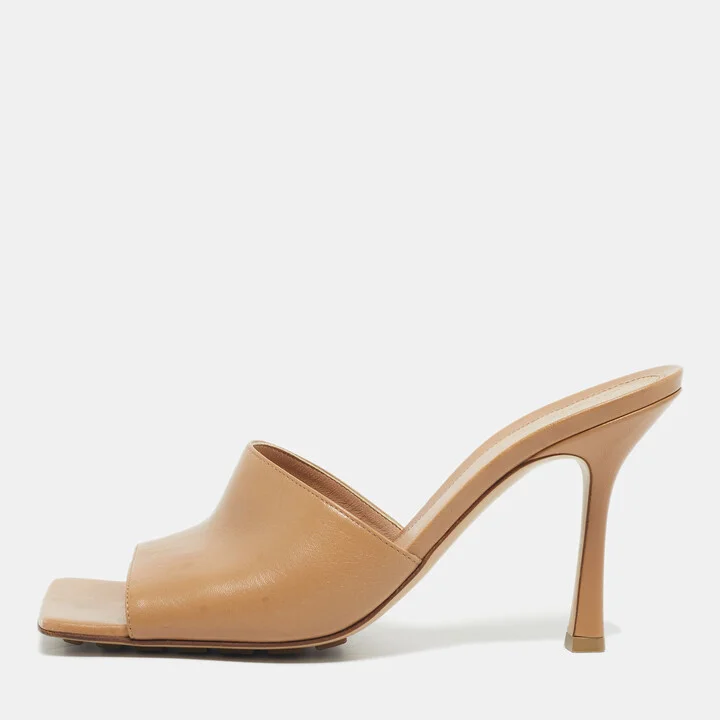 Bottega Veneta Beige Leather Square Open Toe Slide Sandals Size 39
