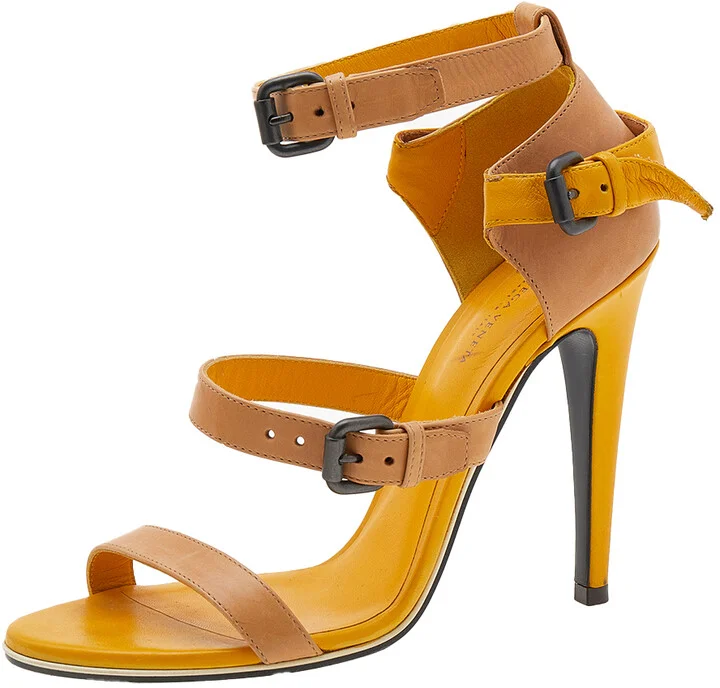 Bottega Veneta Beige/Yellow Leather Strappy Sandals Size 38