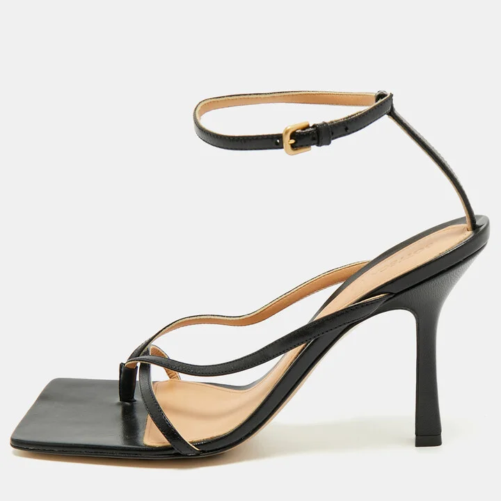 Bottega Veneta Black Leather Ankle Strap Sandals Size 38.5