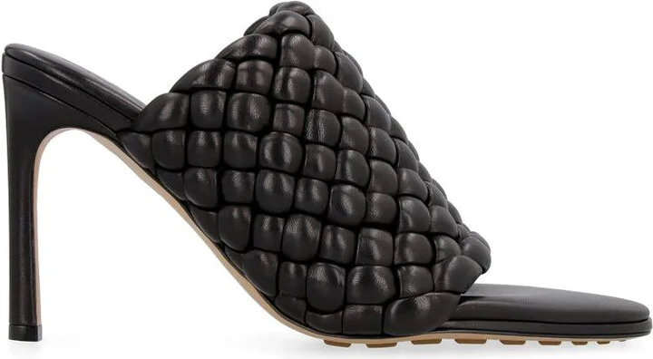 Bottega Veneta Bv Curve Leather Mules