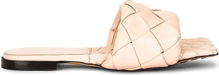 Bottega Veneta BV Lido Sandals in Neutral
