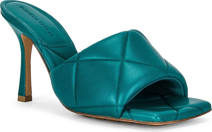 Bottega Veneta BV Rubber Lido Sandals in Green - Image 2