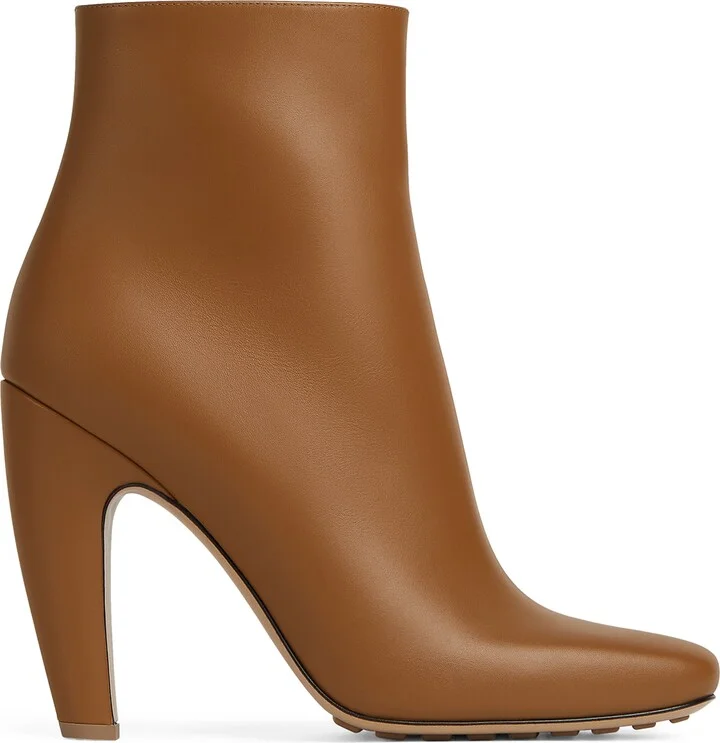 Bottega Veneta Calfskin Canalazzo Ankle Boots 100
