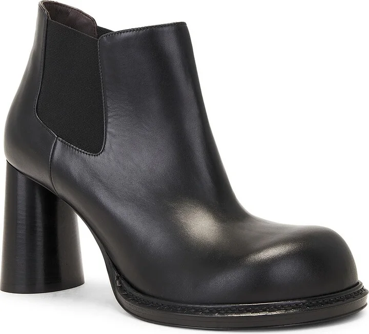 Bottega Veneta Cliff Ankle Boot in Black - Image 2