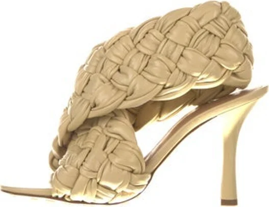 Neutrals, Yellow